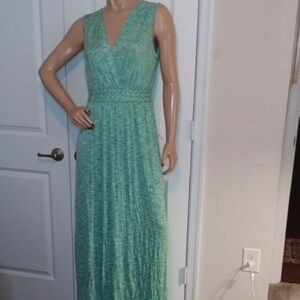 Spense Sleeveless Max Dress, Sz. Lg. NWT